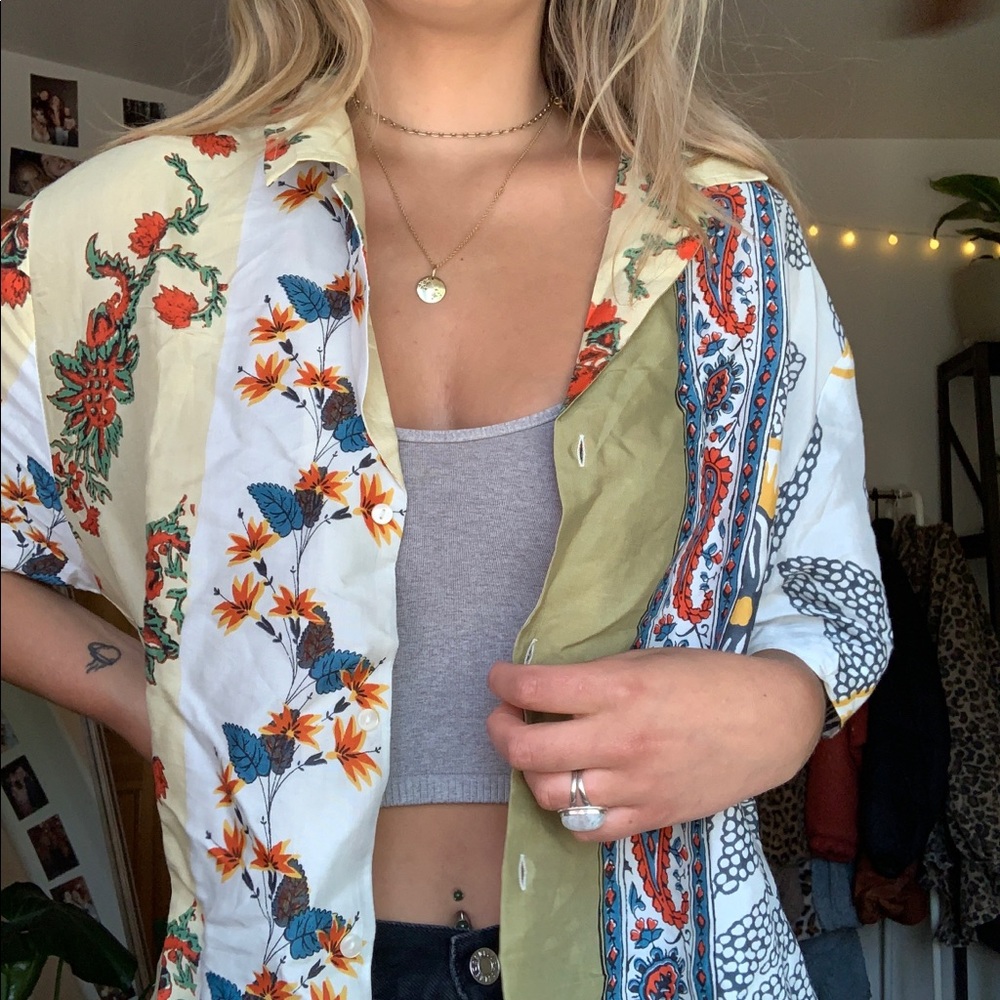 UO Hayden Souvenir Button Down